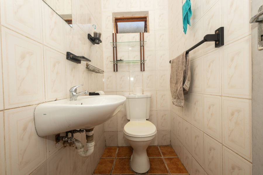 3 Bedroom Property for Sale in Ravensmead Western Cape